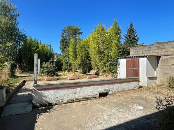 A LOUER - RUE GILBERT CHATELAIN MAISON NON MEUBLEE DISPO DES MAINTENANT