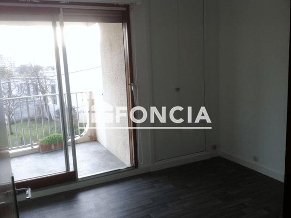 Location Appartement 3 pièces 66.09 m² - RUE DOMION Bordeaux 33200