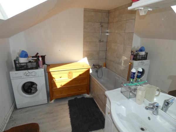 Maison,241 m², 3 appartements F3