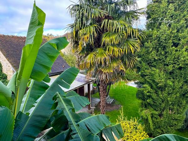 Chars (95750) Maison de charme du 19e siècle avec studio Indépendant et piscine à Chars (95)