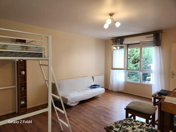 Appartement à vendre    1 pièce • 31,30 m2 Le Bourget