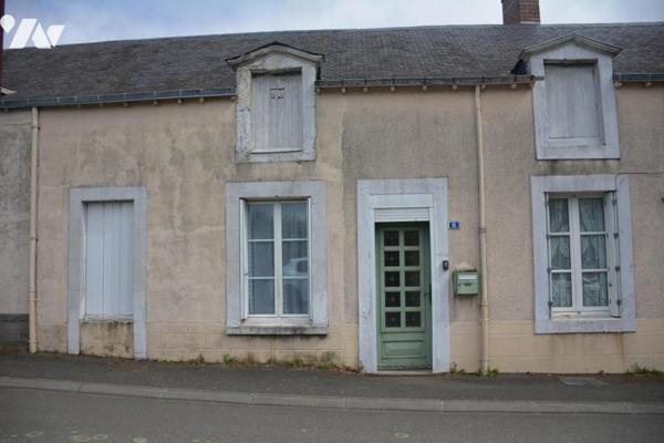 Vente sur la commune de Ballée une maison d'habitation avec jardin