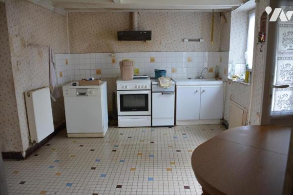 Vente sur la commune de Ballée une maison d'habitation avec jardin