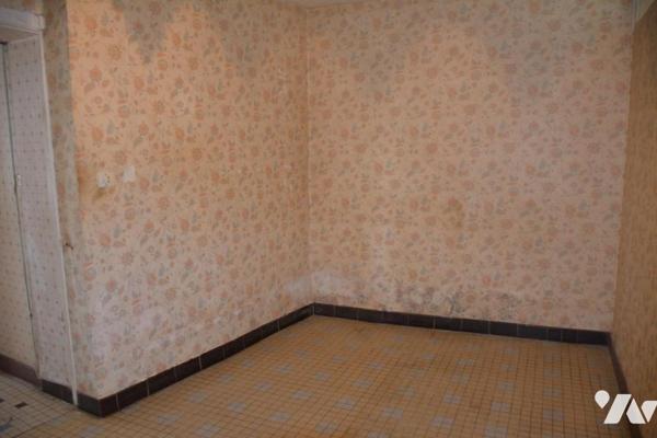 Vente sur la commune de Ballée une maison d'habitation avec jardin