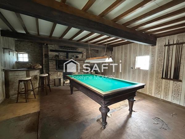 Liomer, maison 4 chambres, dépendances, garage et jardin.