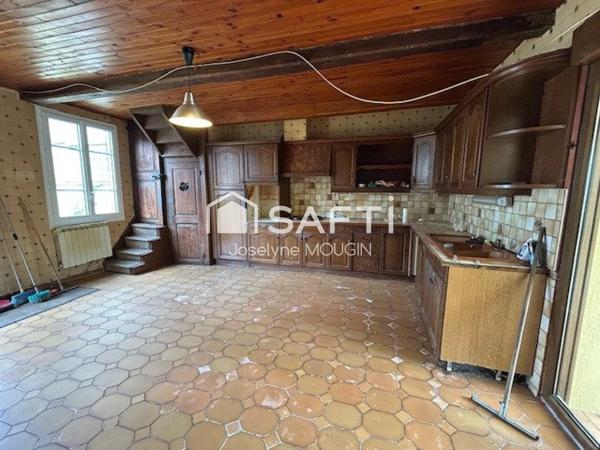 Liomer, maison 4 chambres, dépendances, garage et jardin.