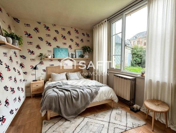 Liomer, maison 4 chambres, dépendances, garage et jardin.