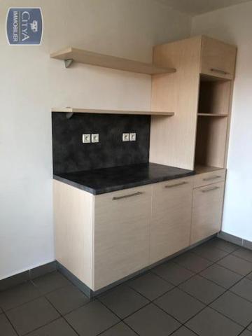 Appartement à louer 5 pièces 125.1m²