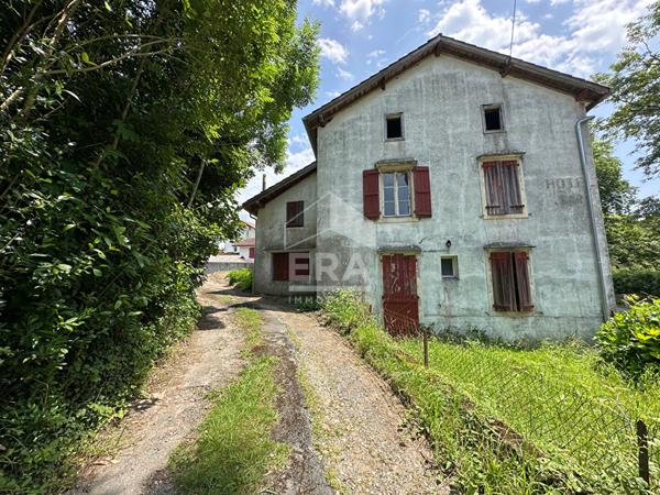 Cambo-Les-Bains - Immeuble à Vendre -  idéal investisseur