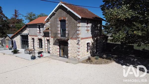 Maison à vendre 4 pièces 192 m² Parthenay