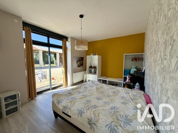Maison à vendre 4 pièces 192 m² Parthenay