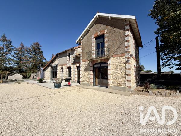 Maison à vendre 4 pièces 192 m² Parthenay