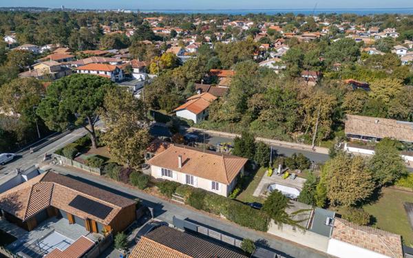 Maison à vendre    5 pièces •  Gujan-Mestras