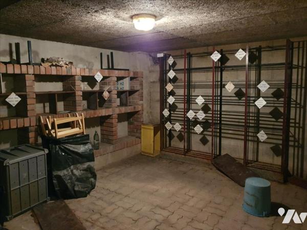 A VENDRE EPERNAY - RIVE DROITE - APPARTEMENT 100m² avec ascen,  balcon et  garage ferméfermé