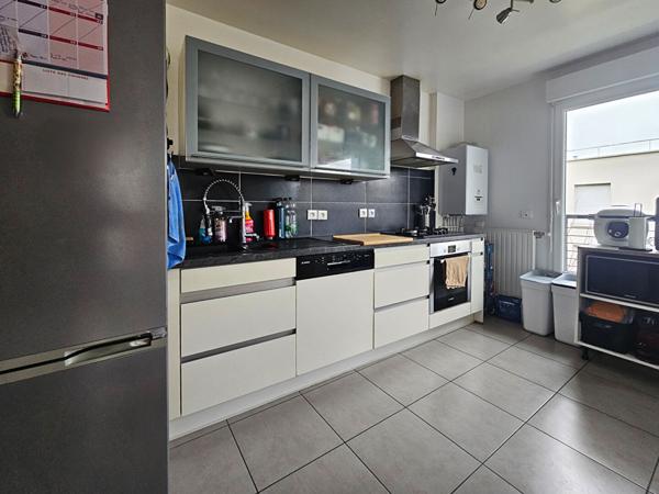 Appartement Vaires Sur Marne 3 pièce(s) 63.16 m2