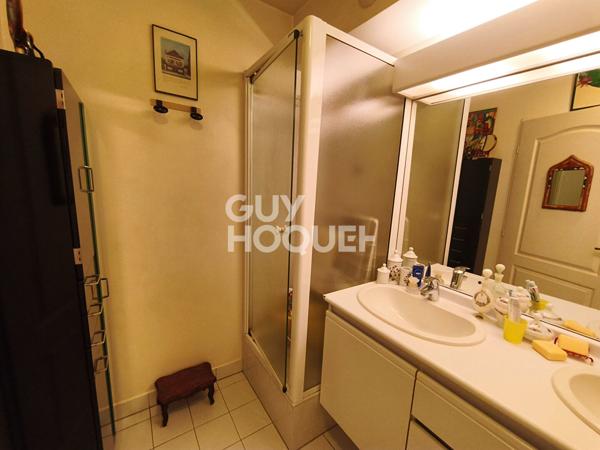 APPARTEMENT 3 PIECES AU GOLF DE ROSNY