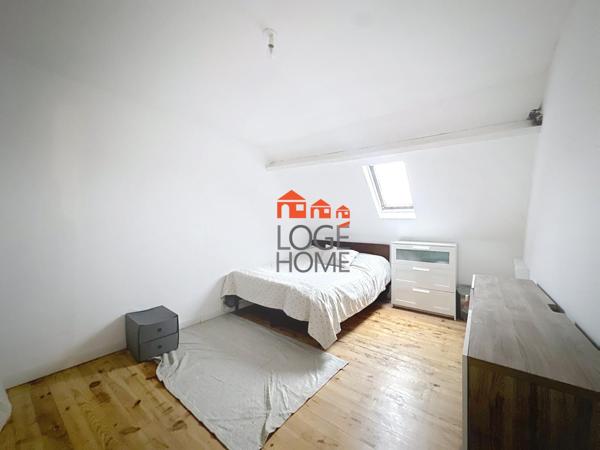 Maison semi-individuelle en semi plain-pied 3 chambres 2 bureaux garage de 60m² avec possibilite de diviser en 3 lots pour de l'investissement locatif