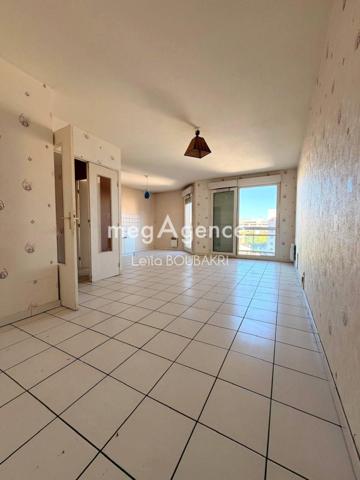 Appartement à VILLEURBANNE, 69100 - 2 pièces 53m²