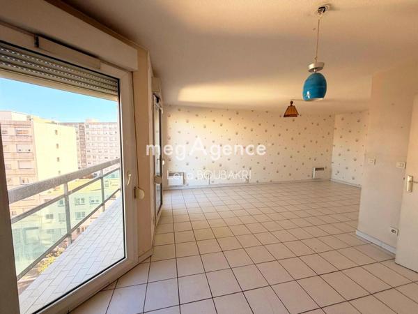 Appartement à VILLEURBANNE, 69100 - 2 pièces 53m²