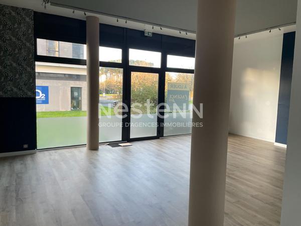 A VENDRE Local commercial 45 m2 en zone d'activité proche de Vannes
