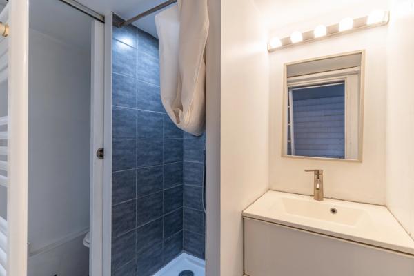 Studio indépendant de 24m2 avec mezzanine dans quartier historique de Bordeaux