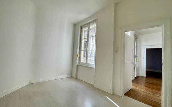 Appartement à vendre    3 pièces • 95,90 m2 Metz