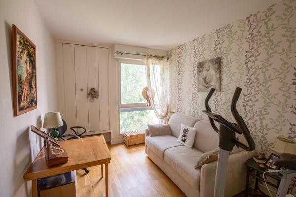 SUPERBE APPARTEMENT 4 PIECES 94 M2