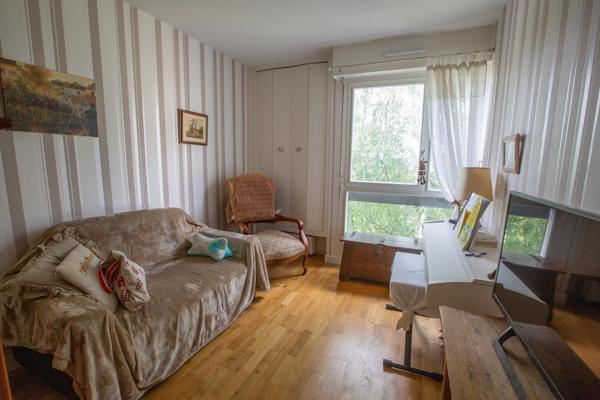 SUPERBE APPARTEMENT 4 PIECES 94 M2