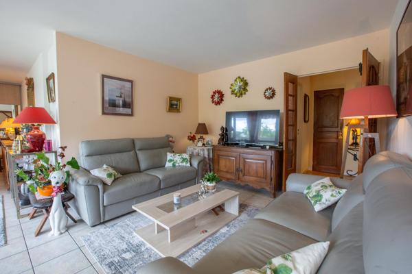 SUPERBE APPARTEMENT 4 PIECES 94 M2