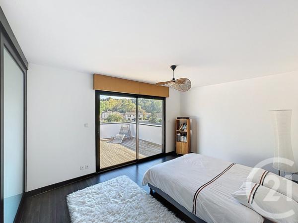 Maison à vendre  7 pièces - 166,38 m2 MIGNE AUXANCES - 86