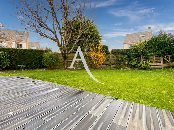 Maison individuelle à Elancourt de 6 pièce(s) 117 m2