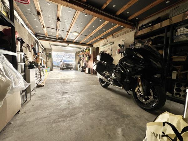 Maison rénovée avec maison d’amis, piscine et jardin. Penne-d'Agenais (47140)