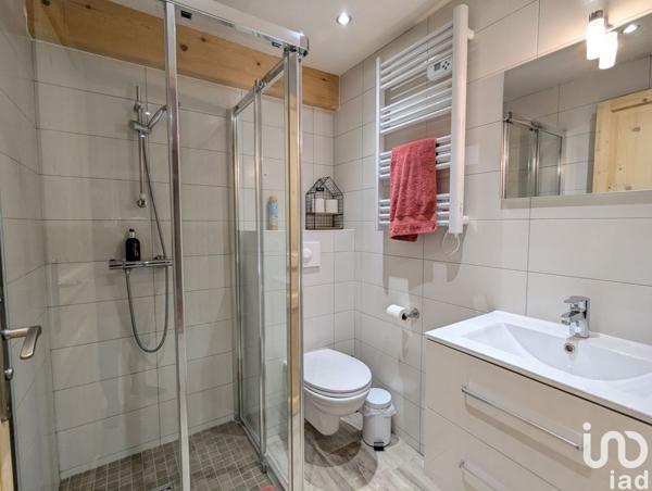 Appartement 6 pièces de 123 m² à Samoëns (74340)