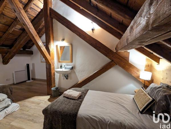 Appartement 6 pièces de 123 m² à Samoëns (74340)
