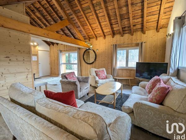 Appartement 6 pièces de 123 m² à Samoëns (74340)