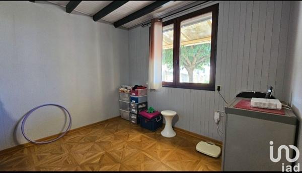 Maison 4 pièces de 98 m² à Mallemort (13370)