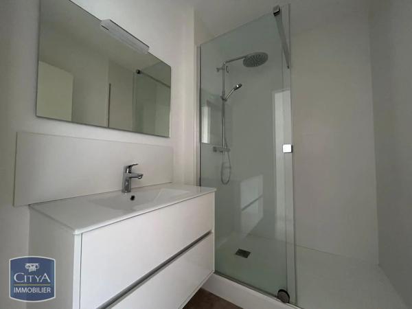 Appartement à louer 2 pièces 49.49m² Alençon (61000)
