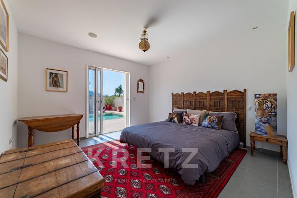 Maison de plein-pied de 200m2 avec piscine - Luberon