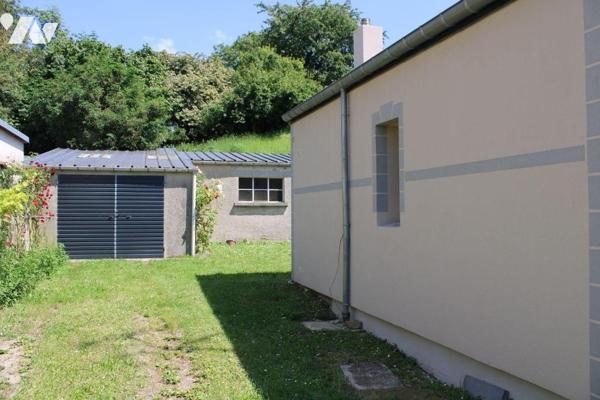Maison à découvrir à CRECY SUR SERRE, avec garage, atelier et jardin. Avec une surface habitabl...