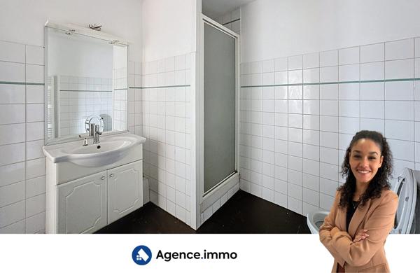 À vendre - Maison ancienne, 4 pièces située à Anglade (33390)