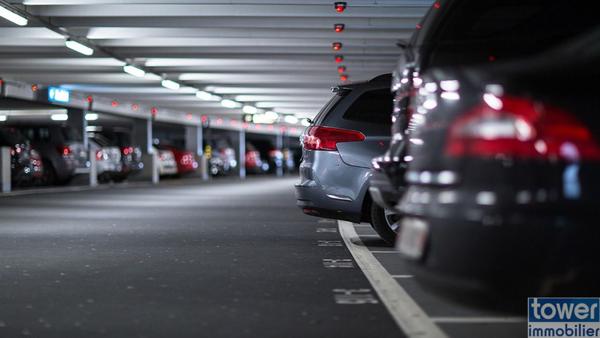 Places de parking & garages à vendre – proche de la station tramway Saint Jean d'Angely