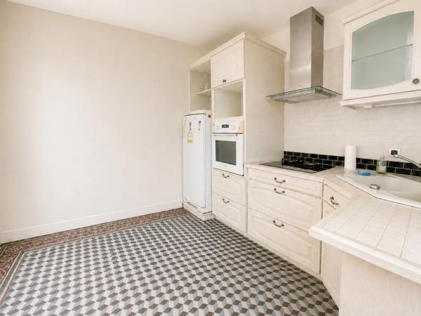 À vendre, maison de charme à 25 minutes de Paris, 6 pièces LE MEE SUR SEINE VILLAGE (77)