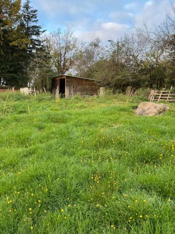 TERRAIN À VENDRE – SECTEUR RÉSIDENTIEL CALME