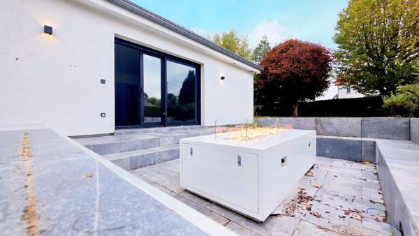 Magnifique Villa - 4 chambres - 3 SDD - Jardin 1900 m2 - Garage