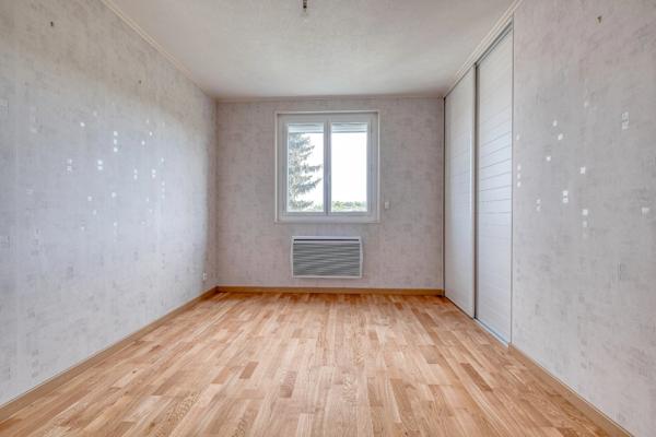 Christophe Michaudelle – EXLUSIVITE - CAPIFRANCE vous propose proche de Meaux, à Nanteuil lès Meaux : Secteur AU CALME, maison indépendante bien entretenue - 7 pièces - 148 m² -  5 chambres (6è possib