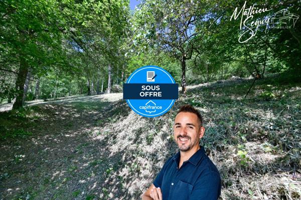 Terrain à bâtir de 2815 m² à AVEIZE (69)