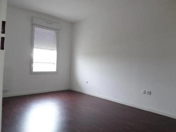 Appartement à louer 2 pièces 43.14m² Douai (59500)