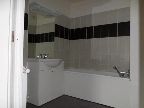 Appartement à louer 2 pièces 43.14m² Douai (59500)