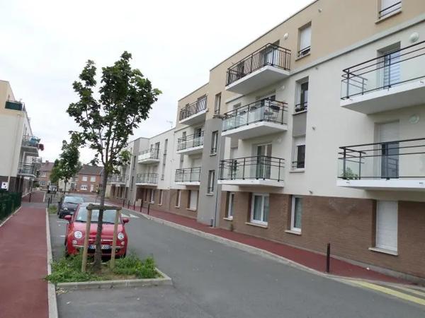 Appartement à louer 2 pièces 43.14m² Douai (59500)