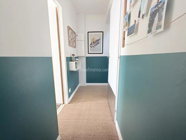 Vente                                                      Appartement
                        
                     4 pièces                      87 m2                     à Auray